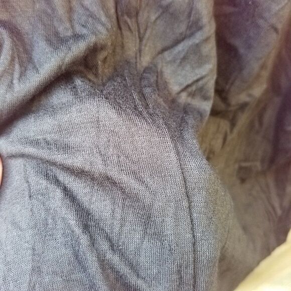 Small Black Cold Shoulder Tee Shirt by Acemi Women's Scooped Bottom NWOT - Picture 4 of 8